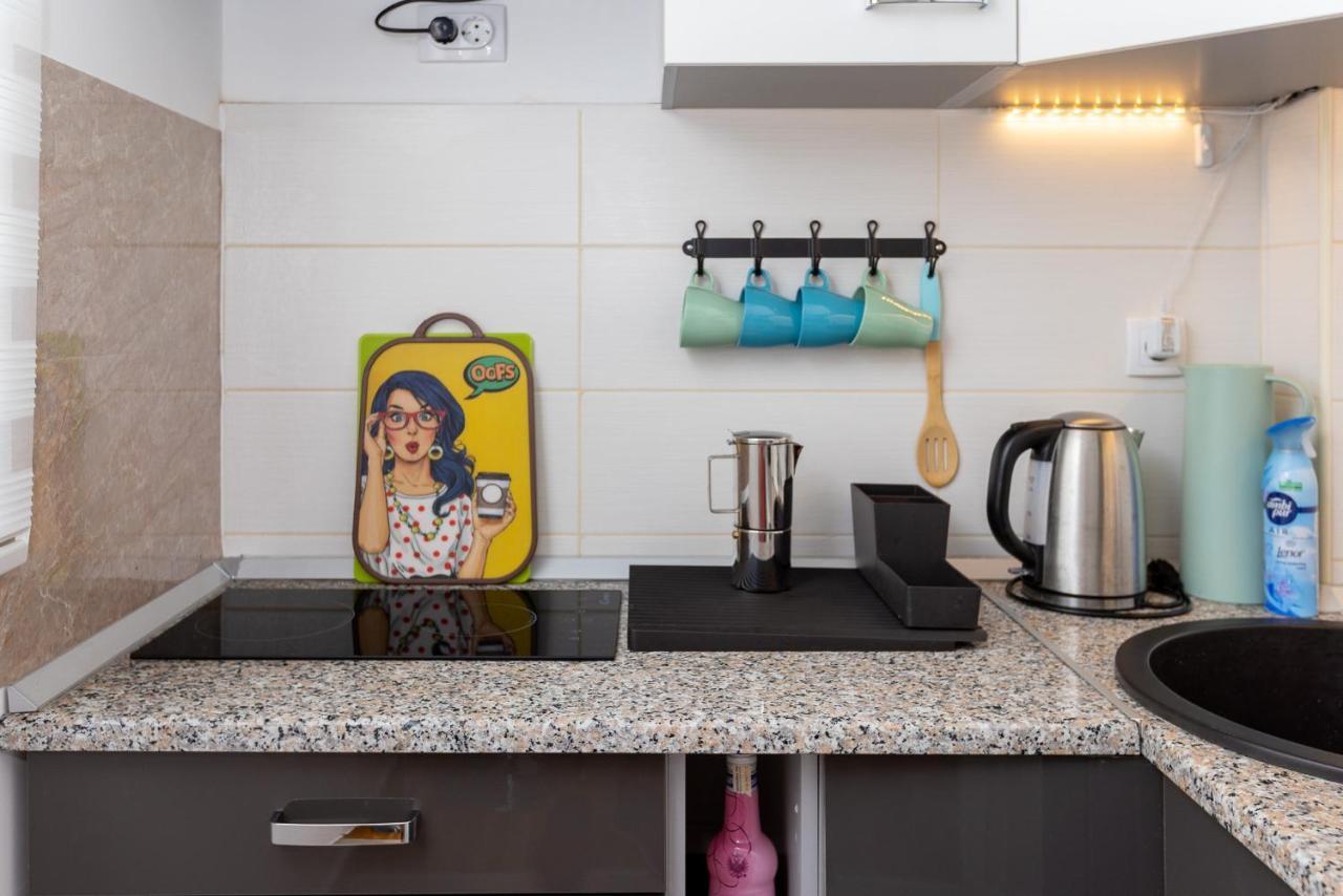 Apartment Self Check In 00-24 Mm Beograd Bagian luar foto