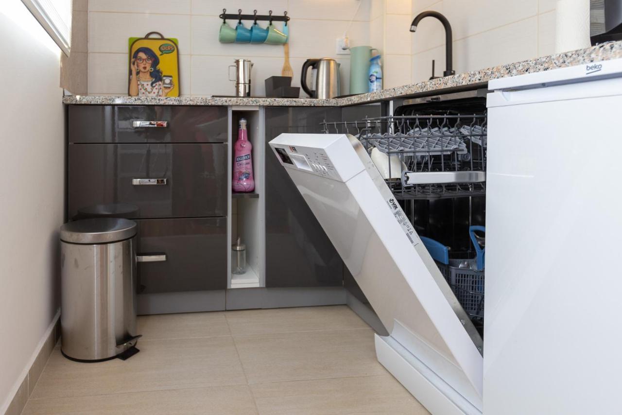 Apartment Self Check In 00-24 Mm Beograd Bagian luar foto